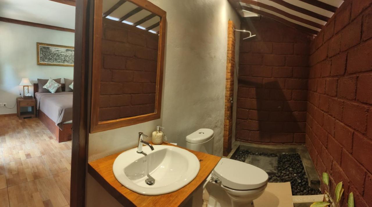Kepaon Gari Inn Polilit Exterior foto
